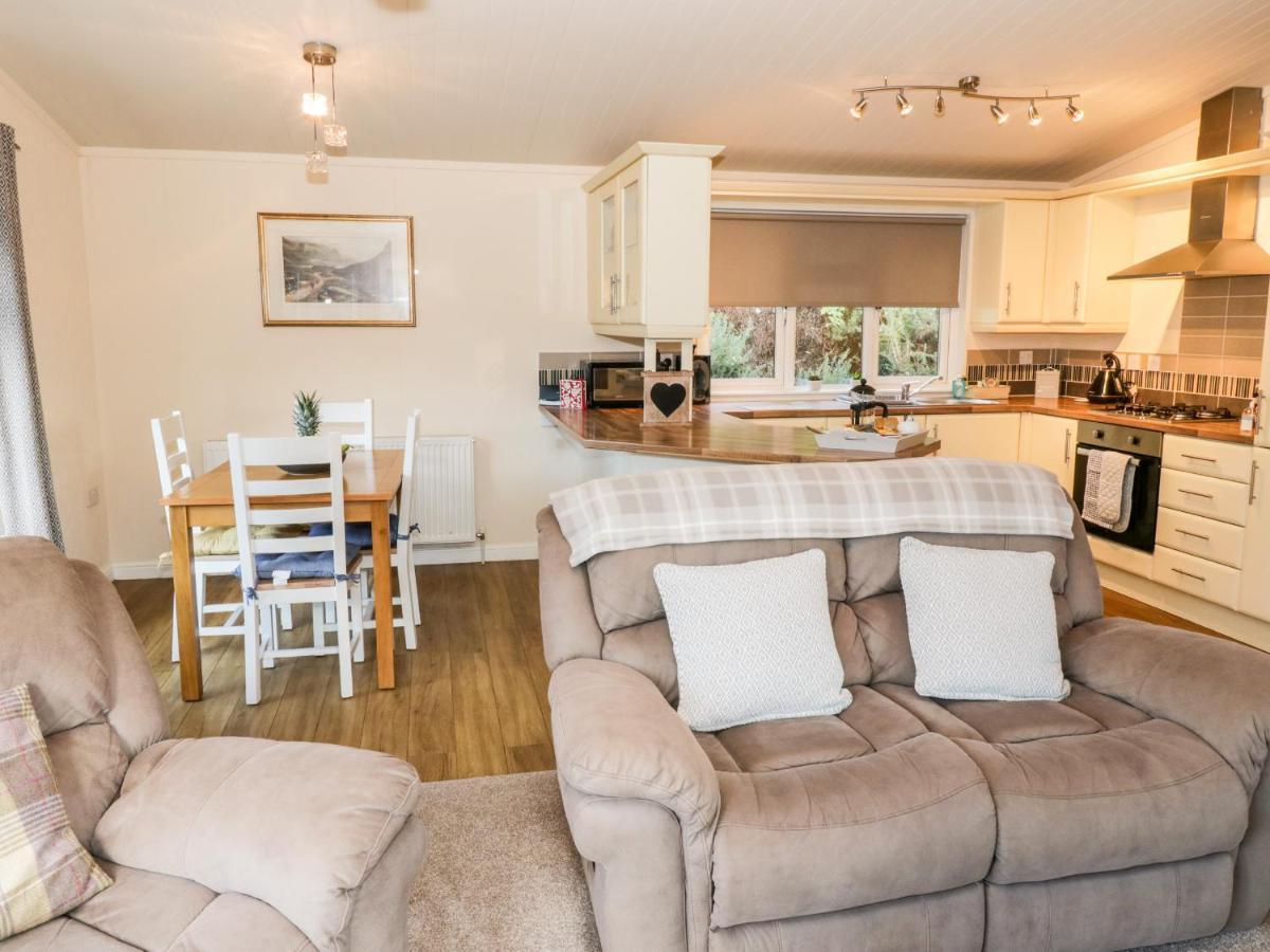 The Wee Lodge Glendevon Экстерьер фото